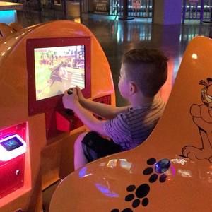 Meet your Posher, Daniel